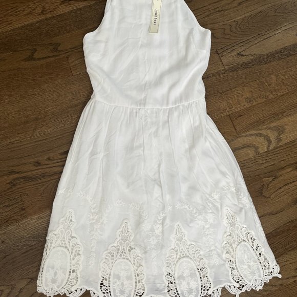 White Dress with Lace - Picture 1 of 2